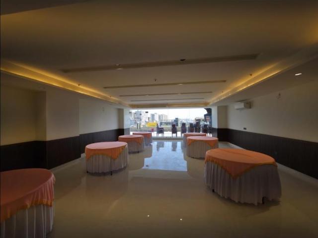 4 BHK Apartment in Jagatpura for rent Jaipur. The reference number is 21081654