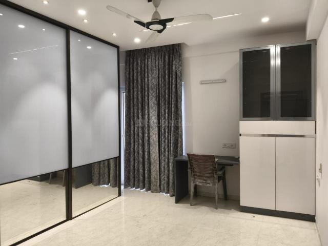4 BHK Apartment in Jubilee Hills for rent Hyderabad. The reference number is 20943057