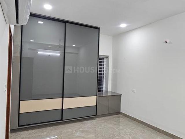 4 BHK Apartment in Jubilee Hills for rent Hyderabad. The reference number is 20101165