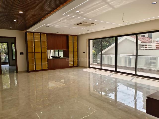 4 BHK Apartment in Jubilee Hills for rent Hyderabad. The reference number is 21352281