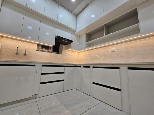 4 BHK Apartment in Jubilee Hills for resale Hyderabad. The reference number is 21260341