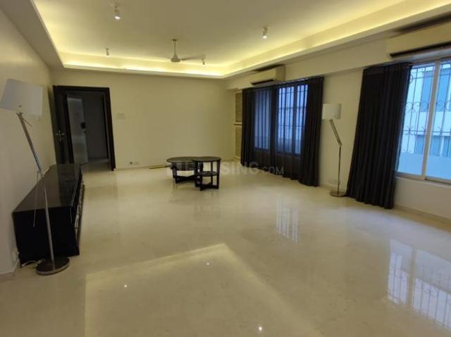 4 BHK Apartment in Juhu for rent Mumbai. The reference number is 21119726
