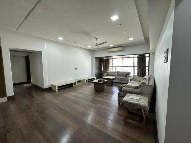4 BHK Apartment in Juhu for resale Mumbai. The reference number is 21041721