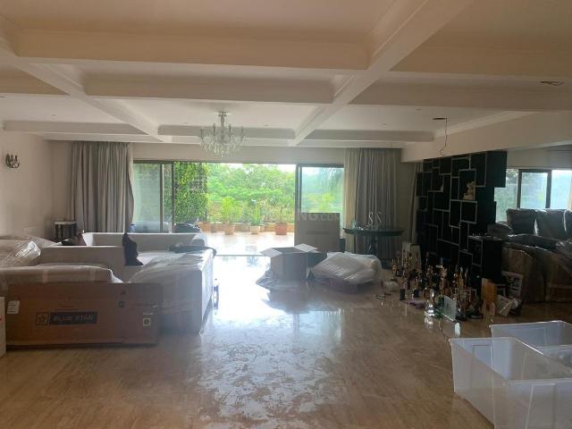 4 BHK Apartment in Juhu for resale Mumbai. The reference number is 21122094