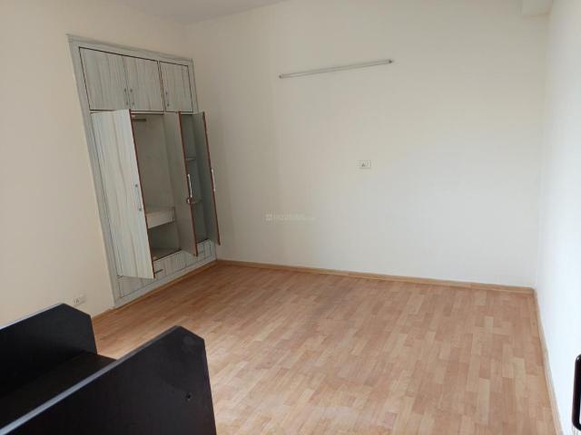 4 BHK Apartment in Omega 1 for rent Greater Noida. The reference number is 21096625