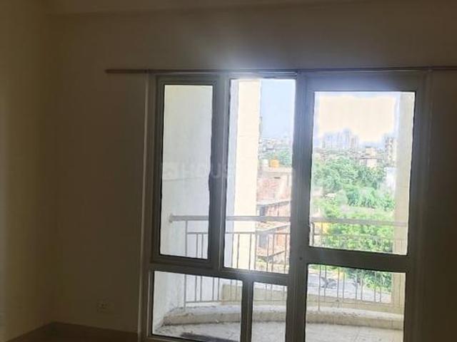 4 BHK Apartment in Omega II for rent Greater Noida. The reference number is 21110020