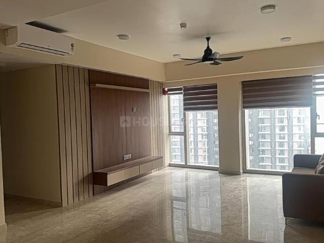 4 BHK Apartment in Lower Parel for rent Mumbai. The reference number is 19261846