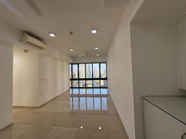 4 BHK Apartment in Lower Parel for rent Mumbai. The reference number is 19608743