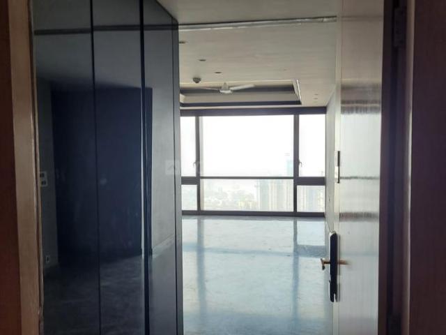 4 BHK Apartment in Lower Parel for rent Mumbai. The reference number is 20401016