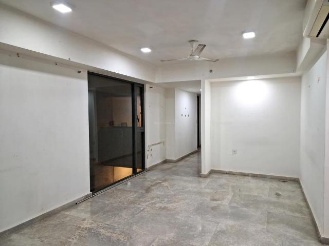 4 BHK Apartment in Lower Parel for rent Mumbai. The reference number is 9678861