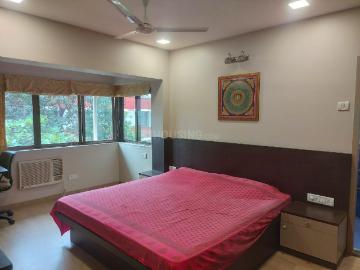4 BHK Apartment in Lower Parel for resale Mumbai. The reference number is 18342488