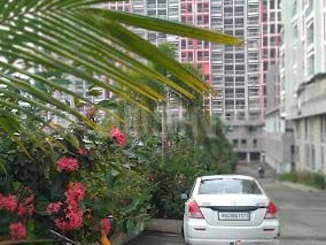 4 BHK Apartment in Mohammed Wadi for rent Pune. The reference number is 20996613