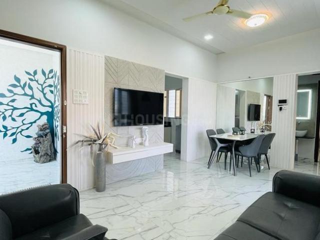 4 BHK Apartment in Mohammed Wadi for resale Pune. The reference number is 16663822