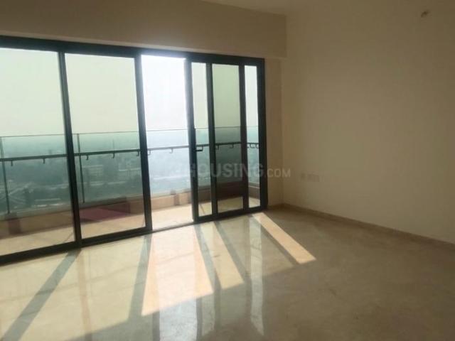 4 BHK Apartment in Mominpore for rent Kolkata. The reference number is 19070362