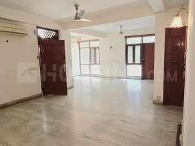 4 BHK Apartment in Mayur Vihar Phase 1 for rent New Delhi. The reference number is 15805361