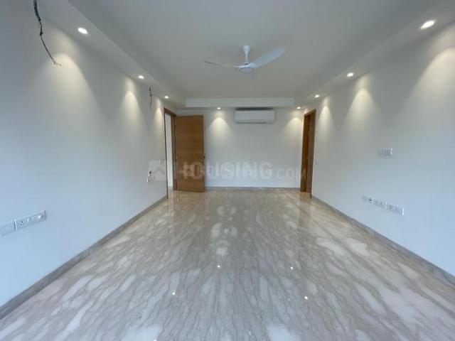 4 BHK Apartment in Maharani Bagh for rent New Delhi. The reference number is 17849393