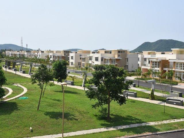 4 BHK Apartment in Mahindra World City for resale Chennai. The reference number is 21057948