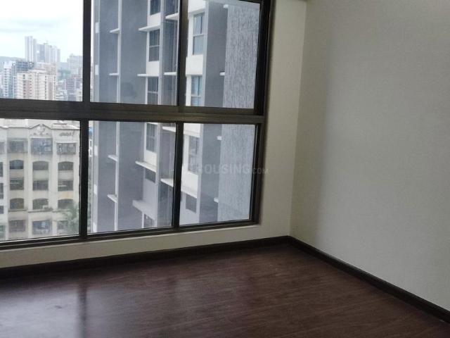4 BHK Apartment in Malad West for rent Mumbai. The reference number is 17384202