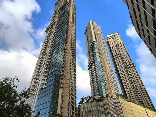 4 BHK Apartment in Malad West for rent Mumbai. The reference number is 18137565