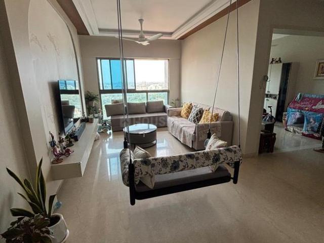 4 BHK Apartment in Malad West for rent Mumbai. The reference number is 20546245