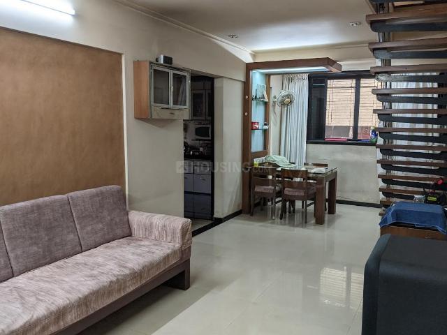 4 BHK Apartment in Malad West for resale Mumbai. The reference number is 11240339
