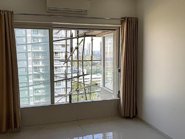 4 BHK Apartment in Malad West for resale Mumbai. The reference number is 19099792