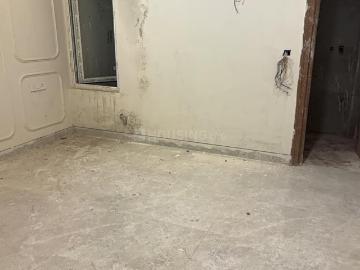 4 BHK Apartment in Mandi for resale New Delhi. The reference number is 19948964