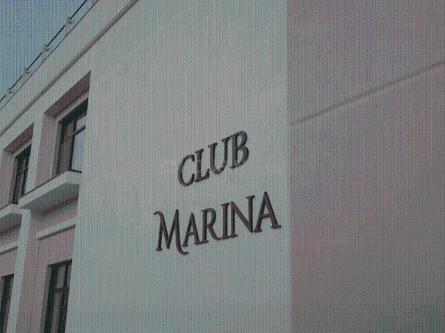 4 BHK Apartment in Marine Drive for resale Kochi. The reference number is 21083822