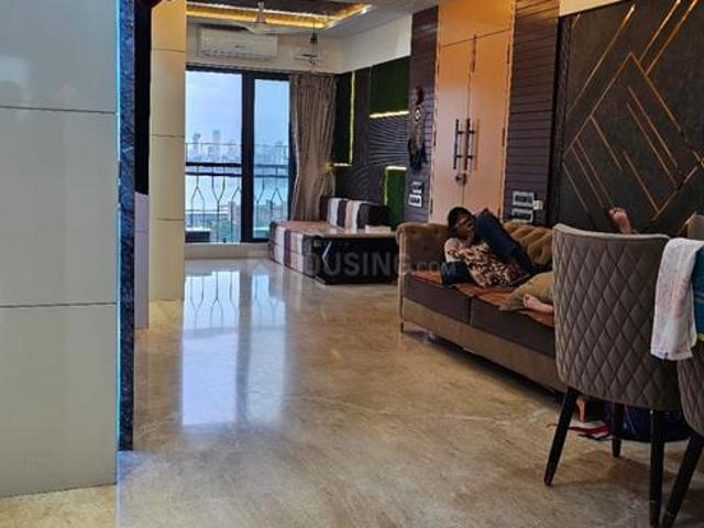 4 BHK Apartment in Marine Lines for resale Mumbai. The reference number is 19022061