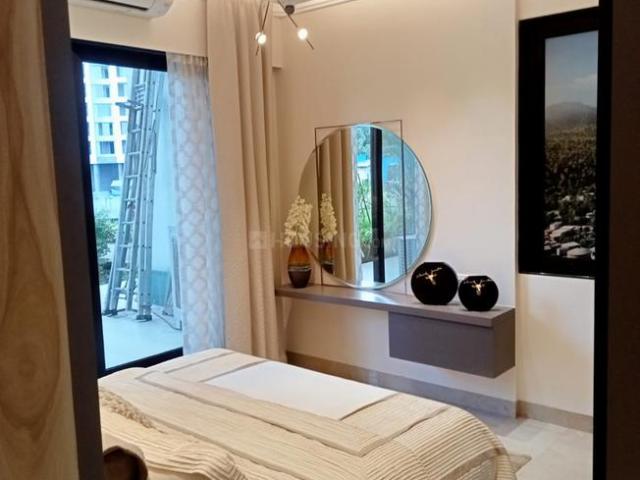 4 BHK Apartment in Mira Road East for resale Mira Bhayandar. The reference number is 17887376