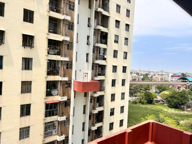 4 BHK Apartment in Mukundapur for rent Kolkata. The reference number is 19025075