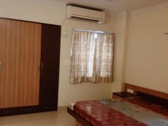 4 BHK Apartment in Mukundapur for rent Kolkata. The reference number is 20216549