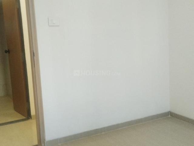 4 BHK Apartment in Mulund West for rent Mumbai. The reference number is 19610894