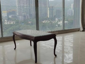 4 BHK Apartment in Mulund West for resale Mumbai. The reference number is 20198860