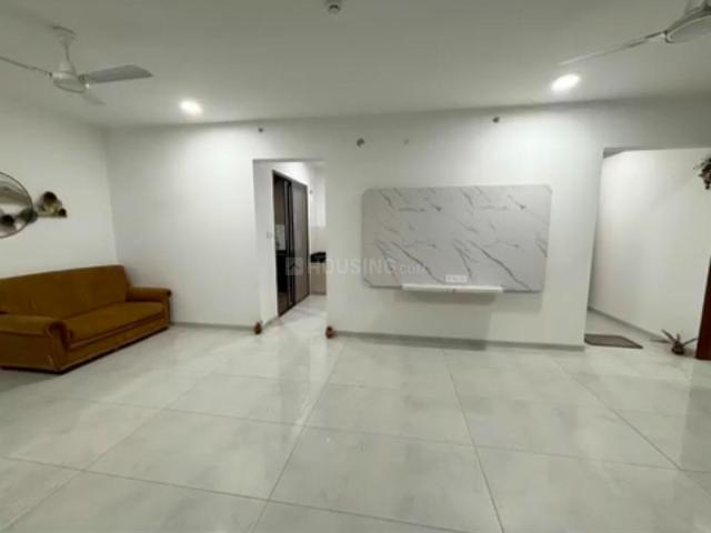 4 BHK Apartment in Mundhwa for rent Pune. The reference number is 18730068