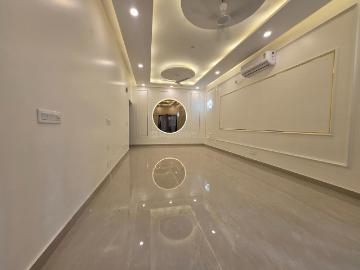 4 BHK Apartment in Munirka for resale New Delhi. The reference number is 20554848