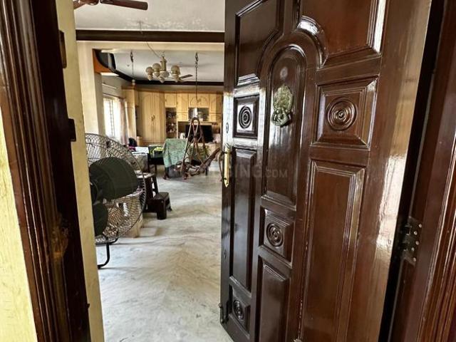 4 BHK Apartment in Mylapore for resale Chennai. The reference number is 16281906
