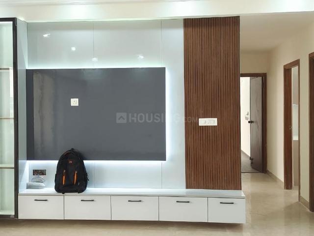 4 BHK Apartment in Noida Extension for rent Greater Noida. The reference number is 20239198