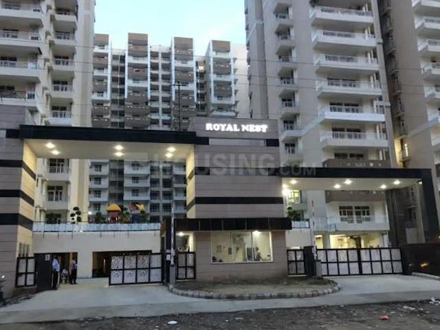 4 BHK Apartment in Noida Extension for rent Greater Noida. The reference number is 21307850