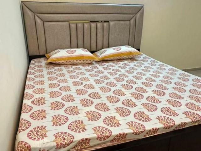 4 BHK Apartment in Noida Extension for rent Greater Noida. The reference number is 21330154