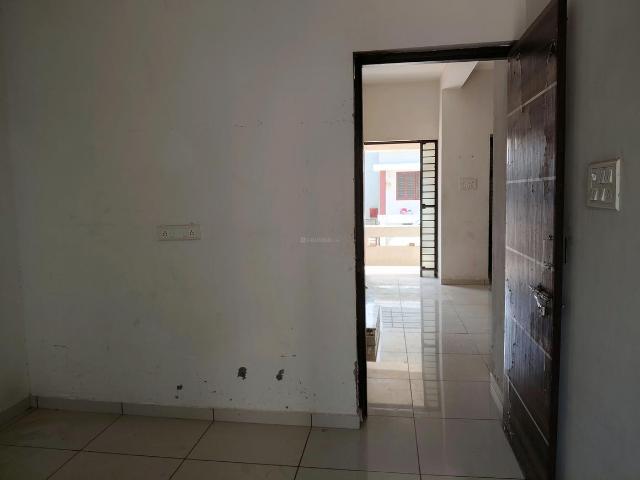 4 BHK Apartment in Nava Naroda for resale Ahmedabad. The reference number is 18603742