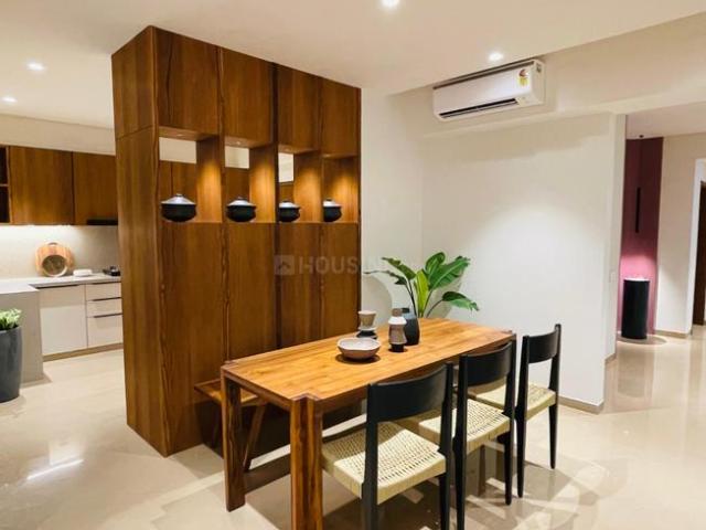 4 BHK Apartment in Navrangpura for resale Ahmedabad. The reference number is 16544087
