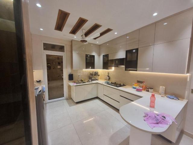 4 BHK Apartment in Nabha for resale Zirakpur. The reference number is 16232964