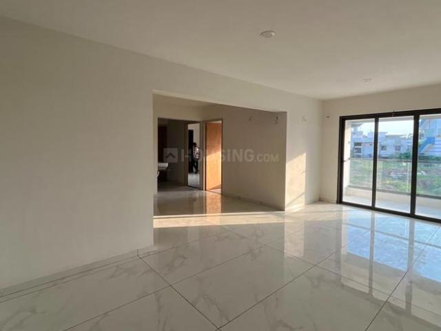 4 BHK Apartment in Nana Chiloda for resale Ahmedabad. The reference number is 21103691