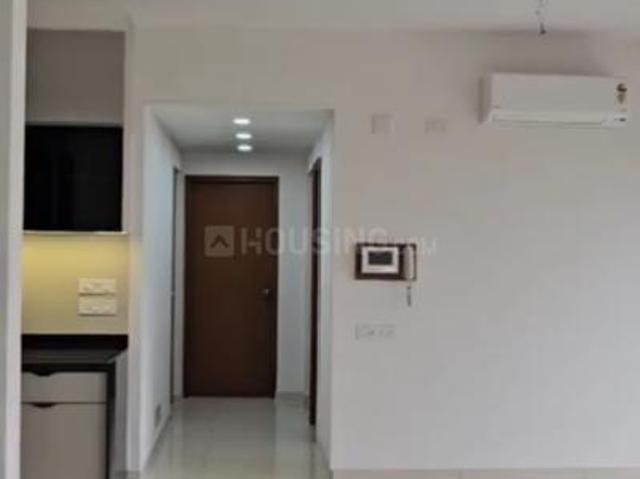 4 BHK Apartment in Naranpura for rent Ahmedabad. The reference number is 21120206
