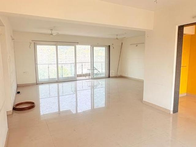 4 BHK Apartment in Nevali for rent Navi Mumbai. The reference number is 21385235