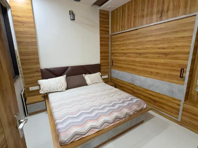 4 BHK Apartment in New Maninagar for resale Ahmedabad. The reference number is 21291824