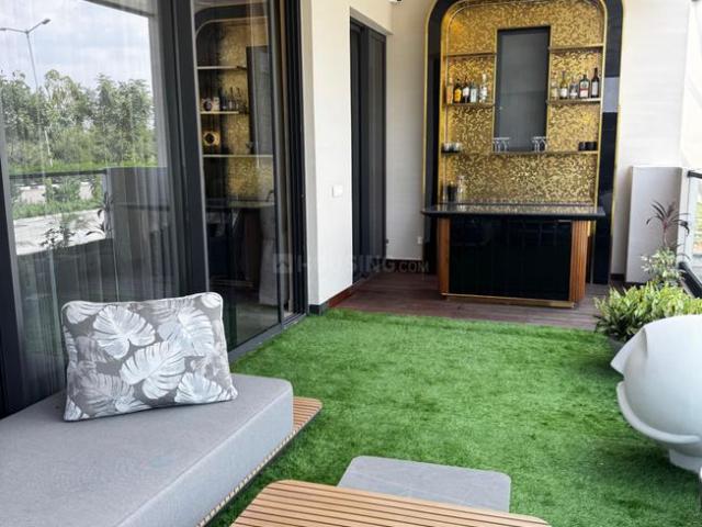 4 BHK Apartment in New Chandigarh for resale Chandigarh. The reference number is 17876801