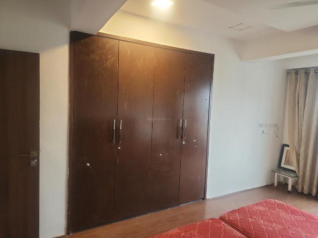 4 BHK Apartment in New Rani Bagh for rent Indore. The reference number is 20869909