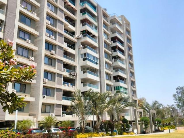 4 BHK Apartment in New Rani Bagh for resale Indore. The reference number is 20996091
